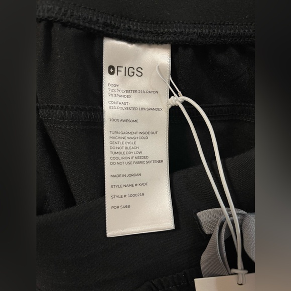 Lot of 3 FIGS W KADE CARGO SCRUB BLACK and 2 CATARINA PETITE SCRUB GREEN Small - Picture 2 of 10